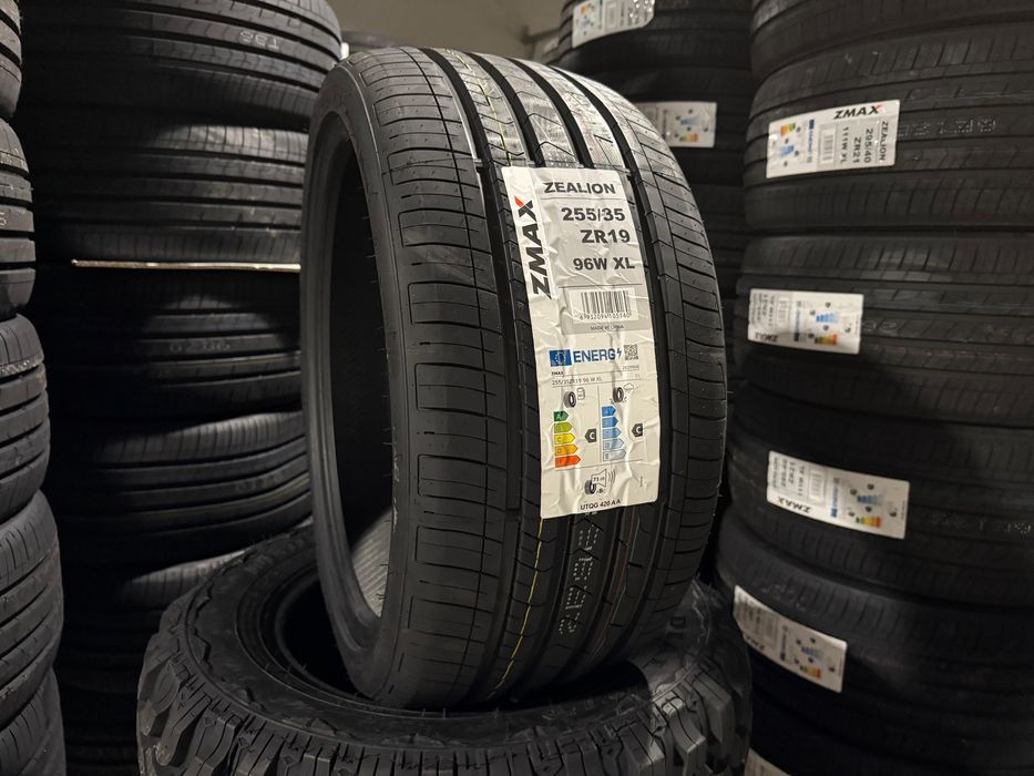 Летни гуми спортпакет 225/40R19 + 255/35R19  ZMAX Zealion