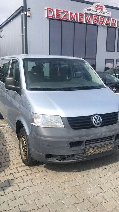 Dezmembram Volkswagen T5 1.9TDI an fabr 2006