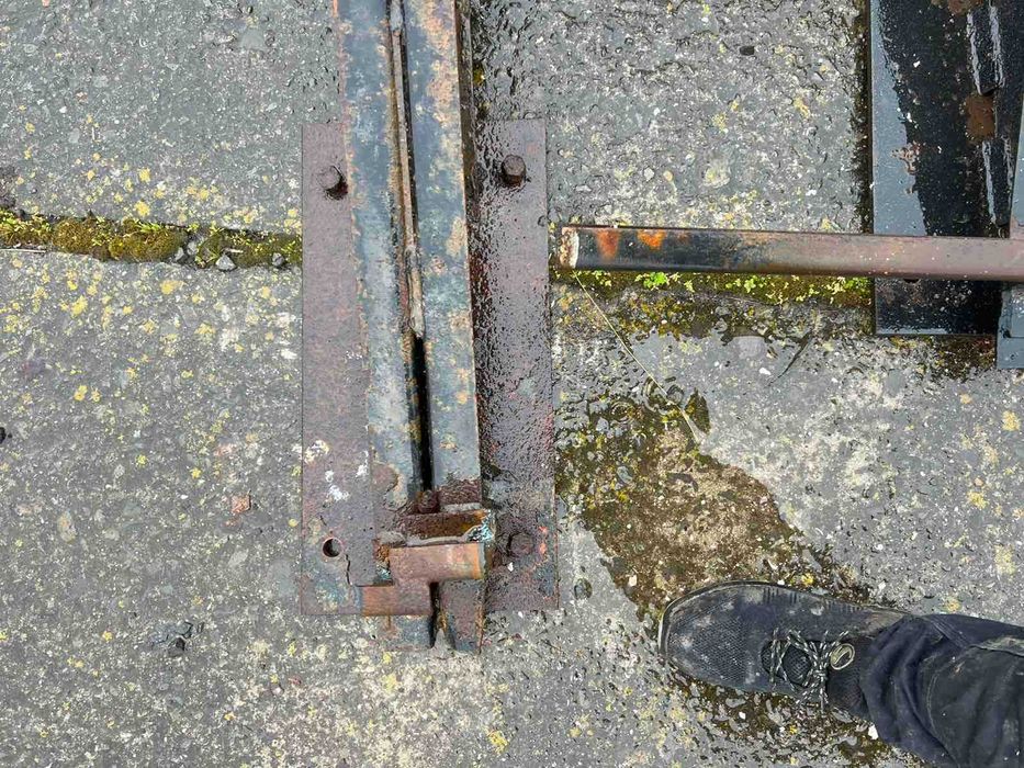 На парчета Метална конструкция раздемонтирана. Метално хале