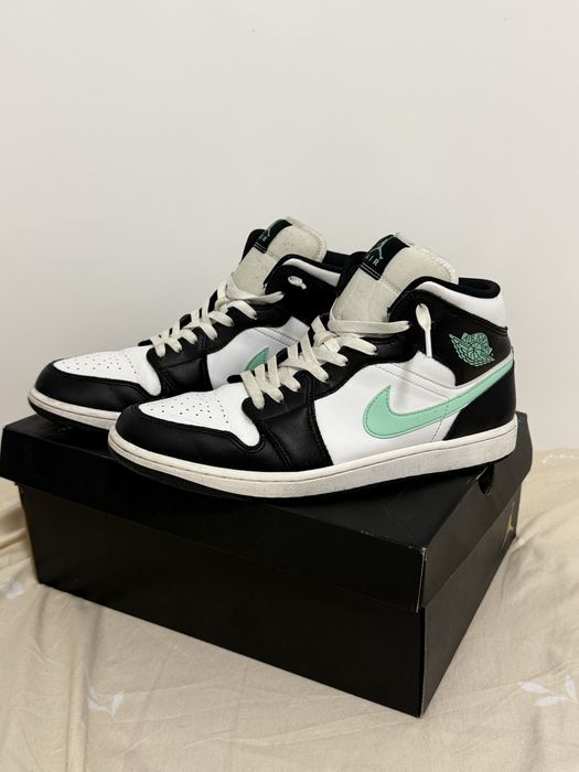 Vand adidasi jordan 1 mid originali