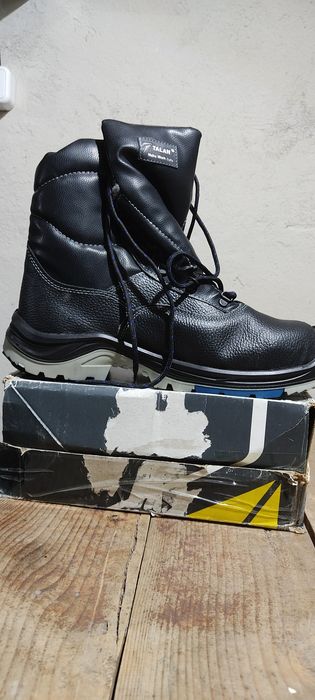 Зимняя спецобувь