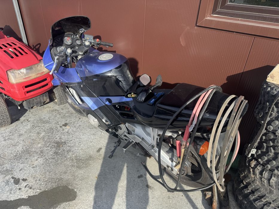 Motocicleta Honda Cbr 650 acte germania motor defect