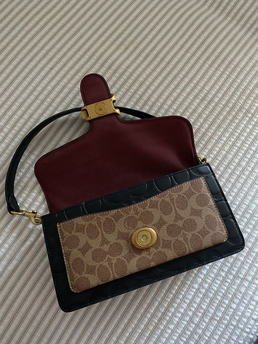 Брендовая кожаная сумка Coach