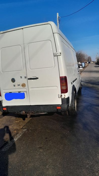 De vânzare mai multe