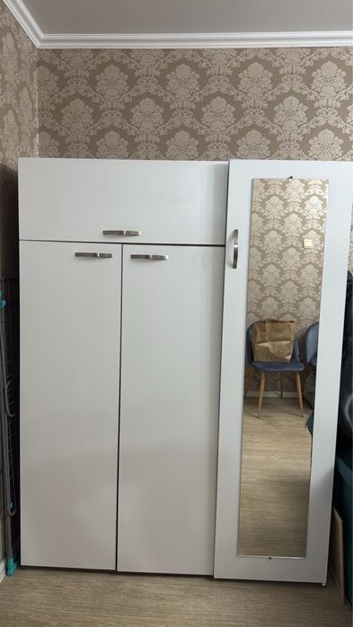 Срочно продам шкаф самовывоз