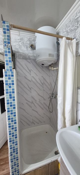 Продам комнату  ДБС 36кв. 4 этаж