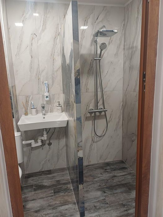 Продава се Двустаен апартамент в Бургас, Възраждане - 68 кв.м за 3412 €/кв.м - Снимка #8