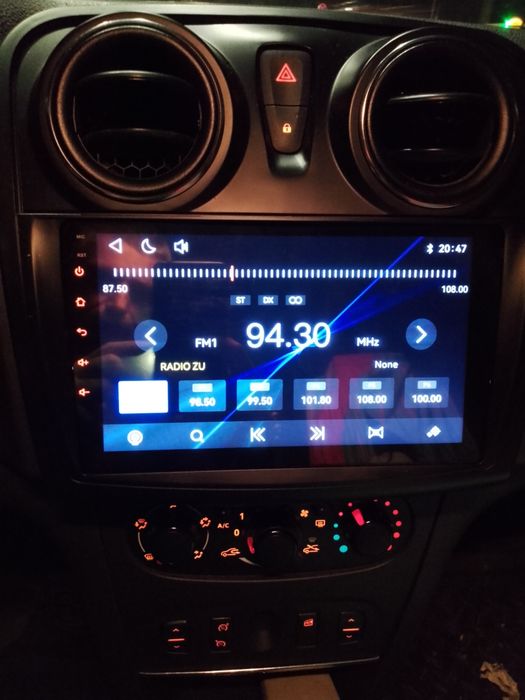Navigație cu sistem de operare LINUX pentru Dacia Logan/Sandero 2