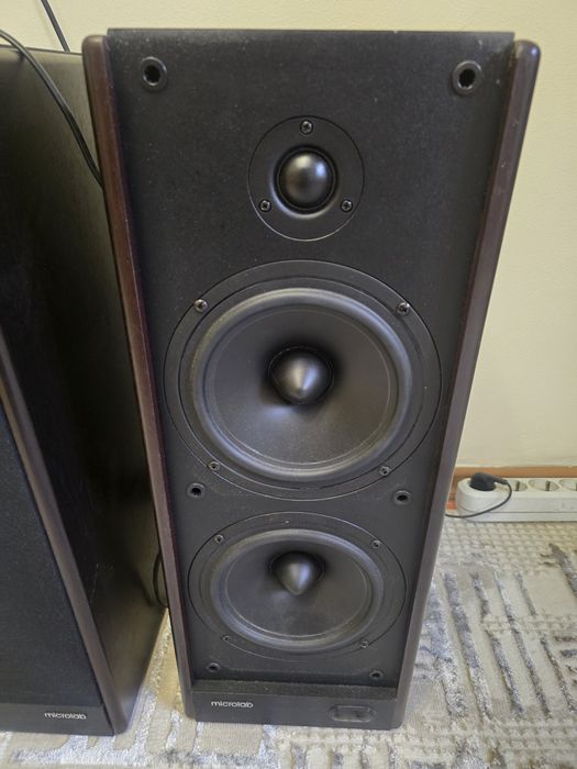 Колонки. Microlab solo 7c. В отличном состоянии.