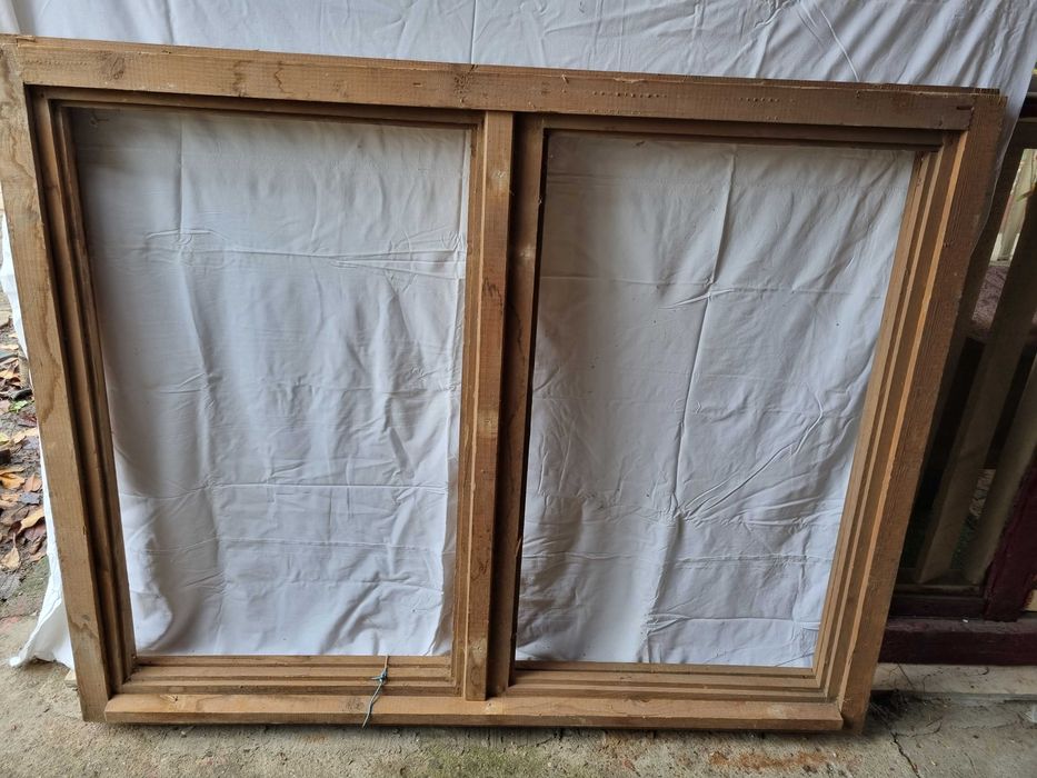 vand geamuri lemn fara sticla