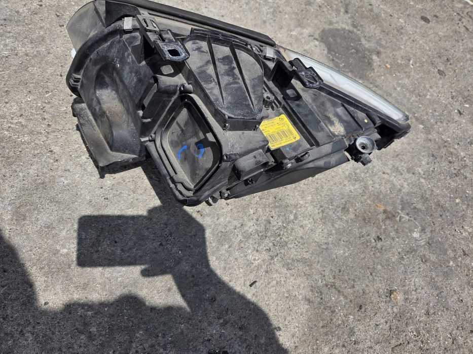 Far dreapta complet bixenon BMW seria 3 E92 E93 facelift LCI de europa cod 7239920
