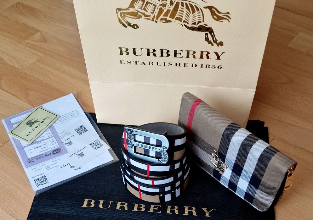 Curea+portofel Burbbery, logo metalic, saculet, etichetă