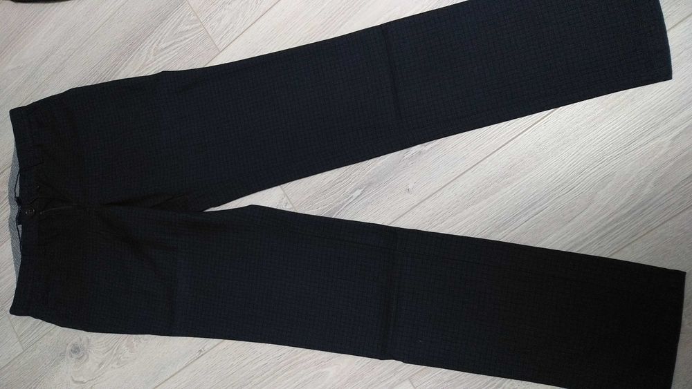 Мужские брюки молодежные