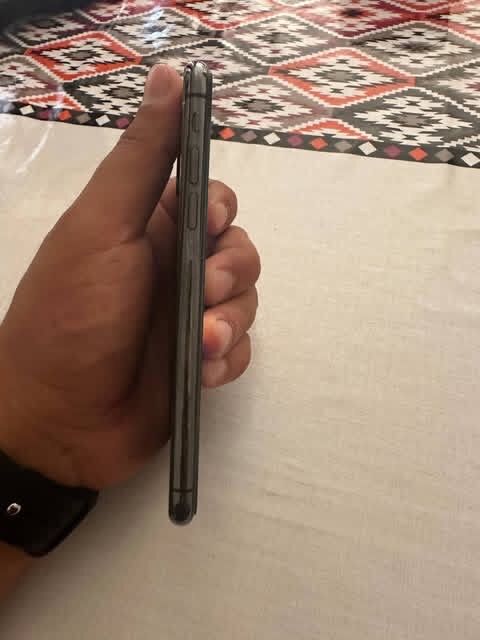 Iphone x 64 tali toshkent srochna