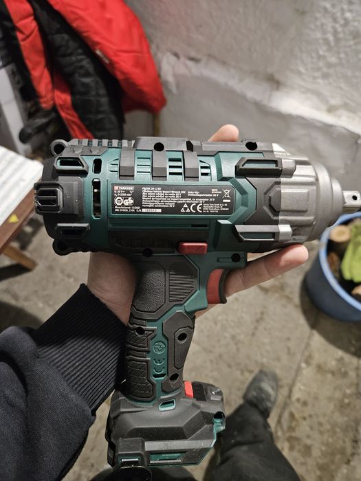 Акумулаторен гайковерт Parkside PASSK 20-Li B2