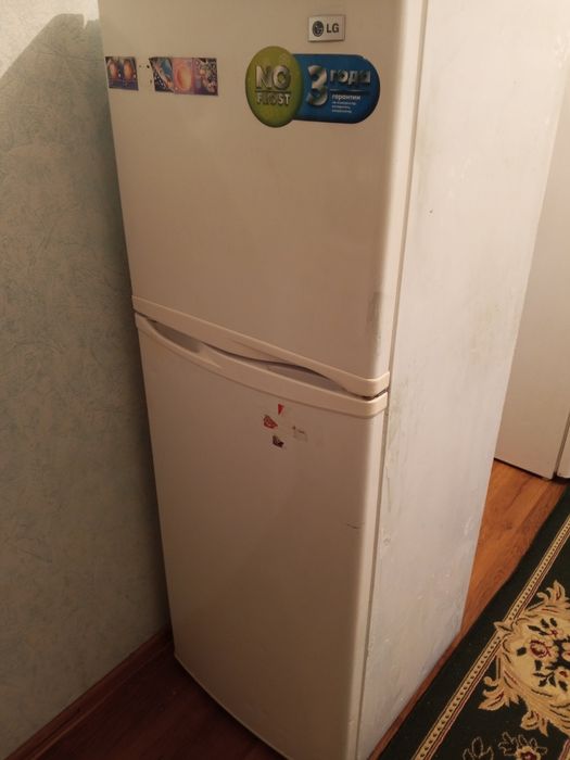 Холодильник LG...