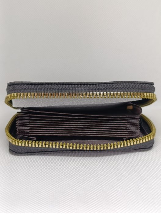 Ръчно декорирано портмоне