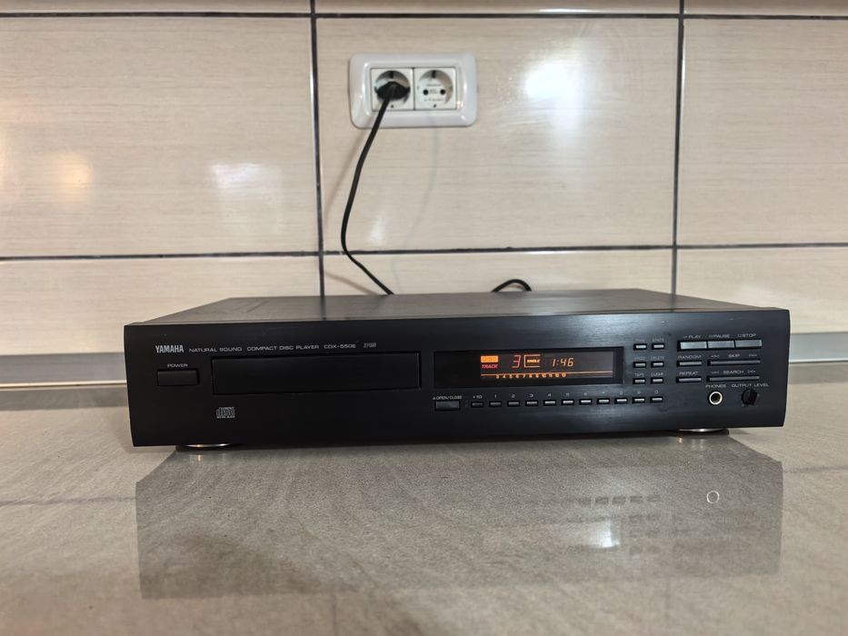 Cd player Yamaha CDX 550E