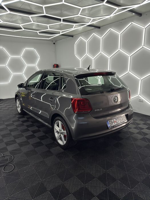 VOLKSWAGEN Polo 2012 — imagine 4