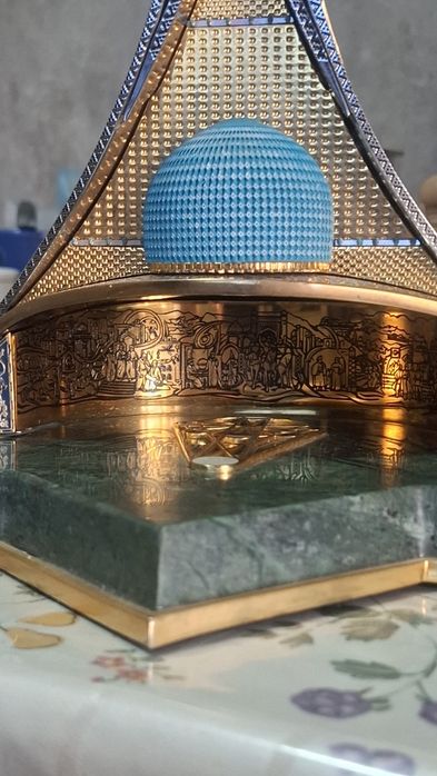 Продается стелла Янги Узбекистон очень красивая.я