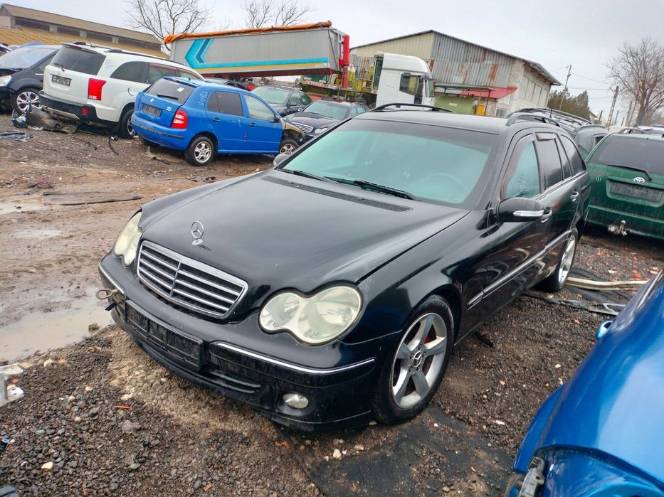 Dezmembrari  Mercedes-Benz C-CLASS (W203)  2000  > 2007 C 180 Kompres