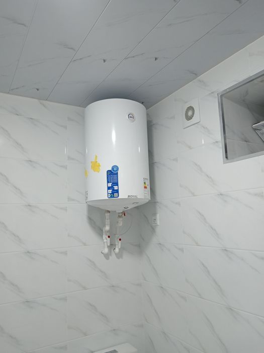 Установка Аристон ванна раковина смеситель чащагина стиральная машина.