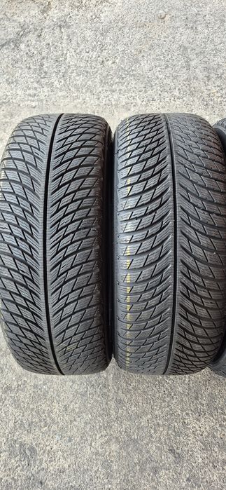 4 anvelope iarna ca noi Michelin 235/50/19,dot 2020/2022.Pret/bucata.