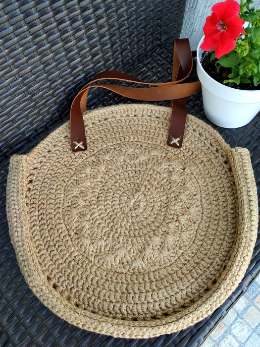 Сумка из джута ручной работы