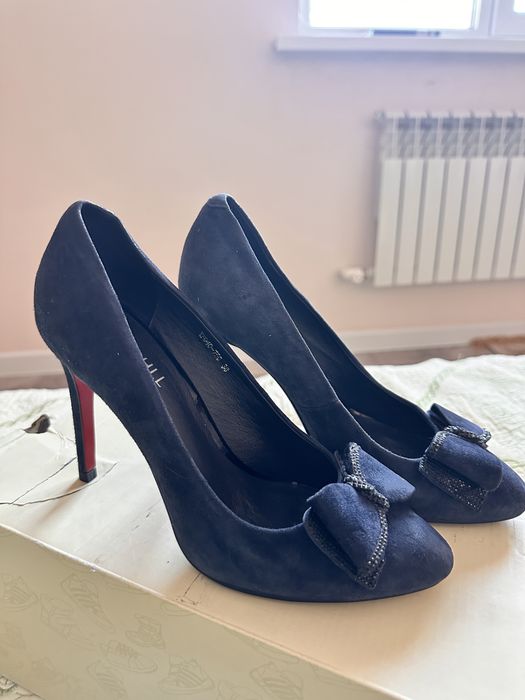 Туфли замшевая б/у