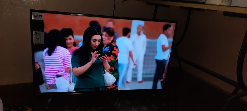 Televizor artel 43 talik