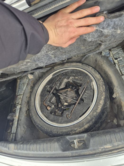 Продам киа серато 2011г  2.0л