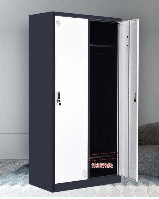 Шкаф для персонала с полками и вентиляционными отверстиями