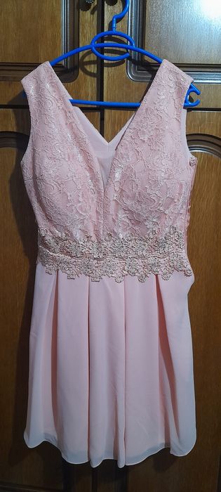 Rochie elegantă roz