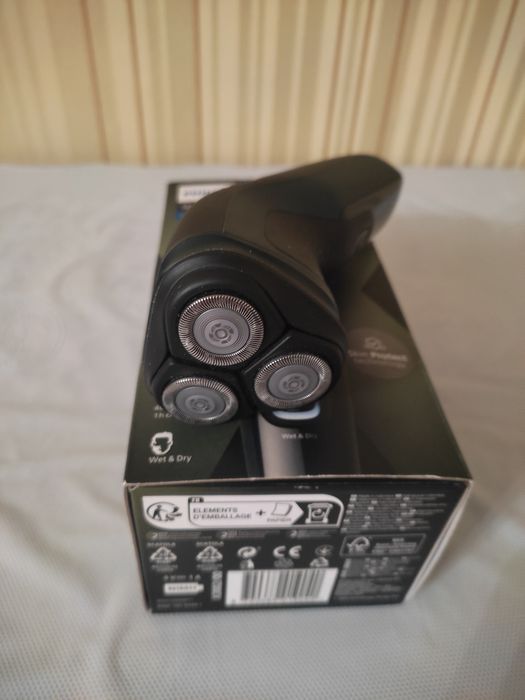 Продам электробритву цена 23000