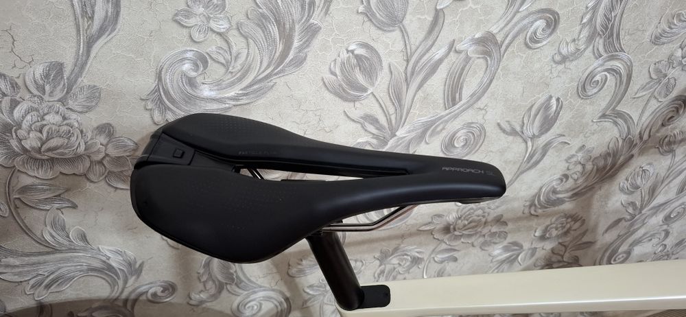 Велосипед Trinx Mira 3.0 Carbon