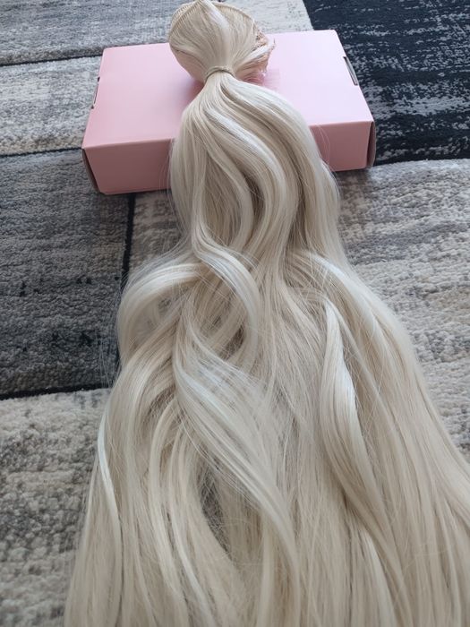 O bijuterie ,clip on extensii de par blond,60 cm si 50 cm