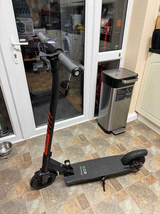 Trotineta Electrica Schwinn Eco Noua