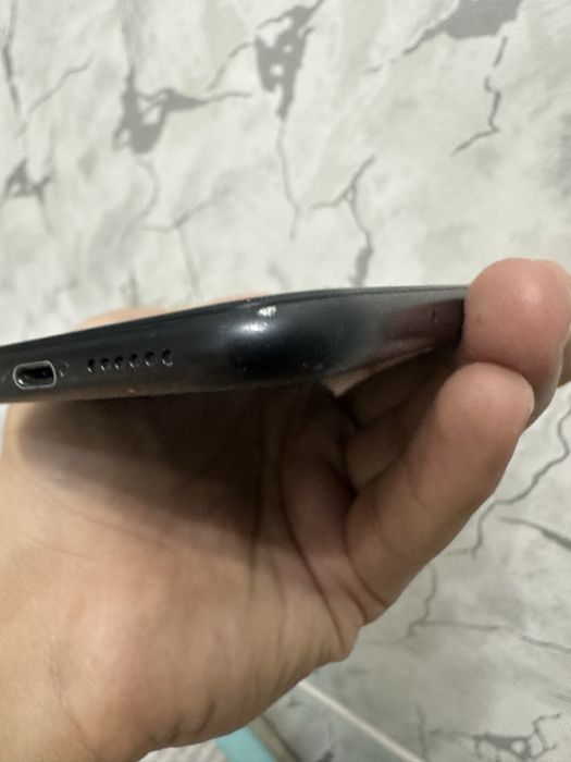 Продам Ipnone XR на 64 гб