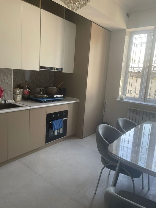 Продается  3х комнатная квартира