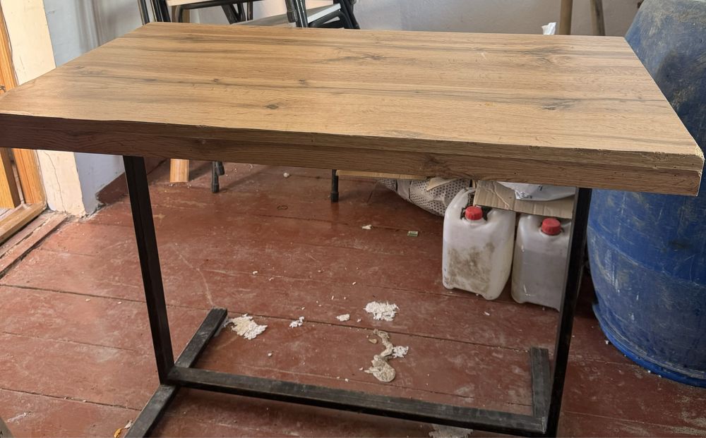 Стол сатылады