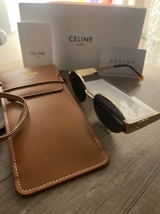 Слънчеви очила и чантичка на Celine