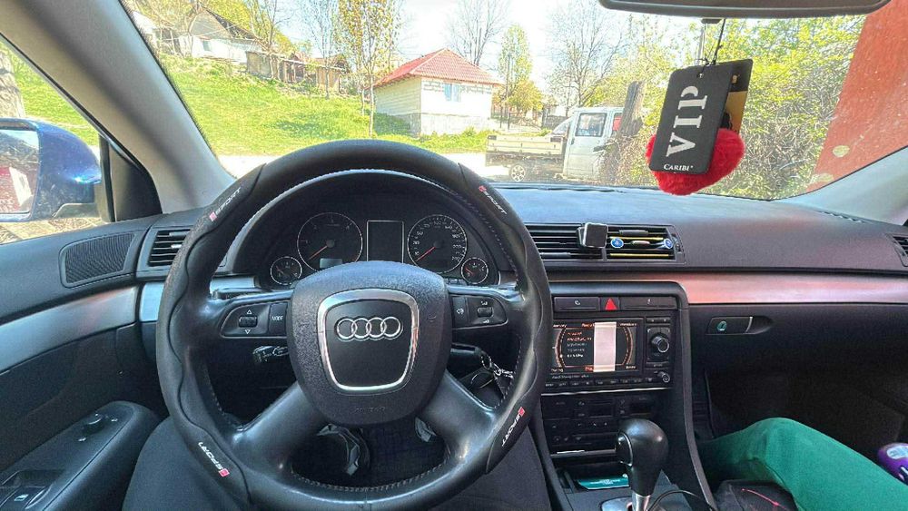 Audi a4 b8 2.0 143