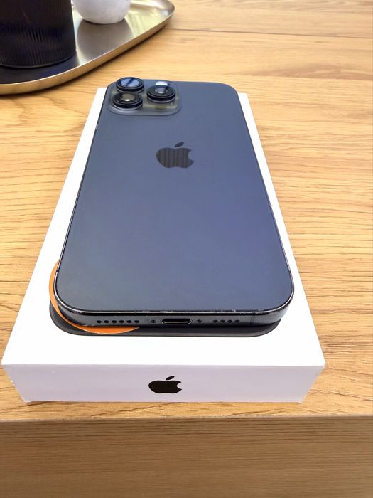 Iphone 16 PRO MAX 256 GB / Black Titanium / 92% bat / Decembrie 2024