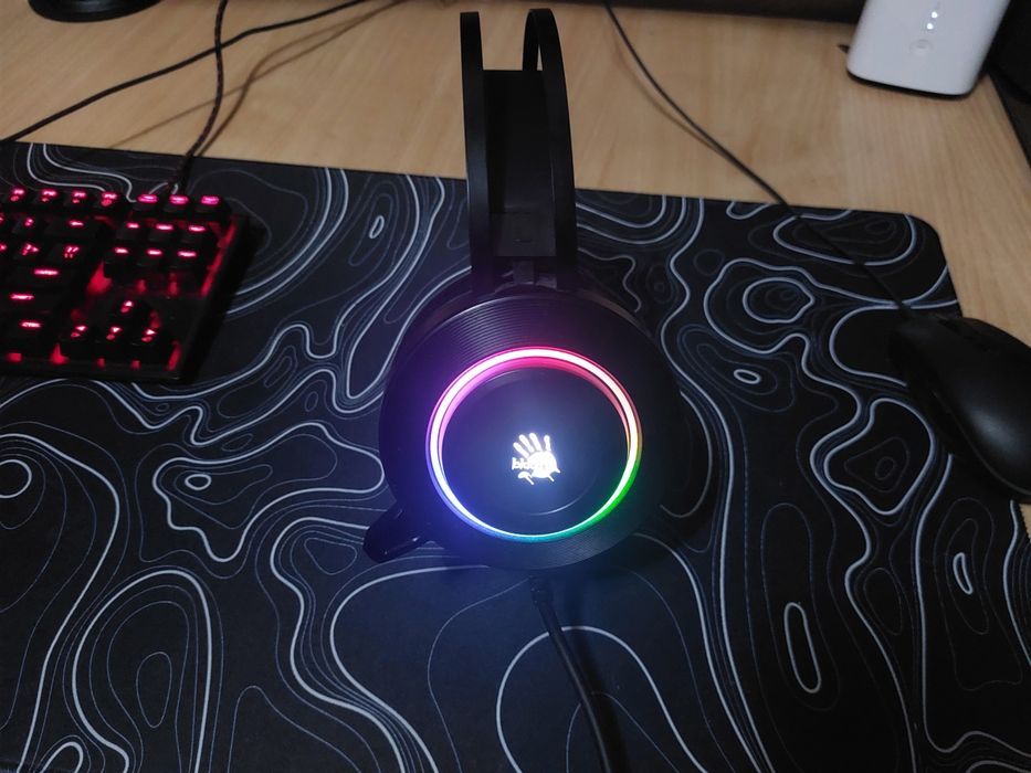Продам наушники bloody G521