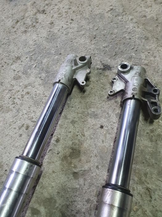 Предница Aprilia Pegaso 650