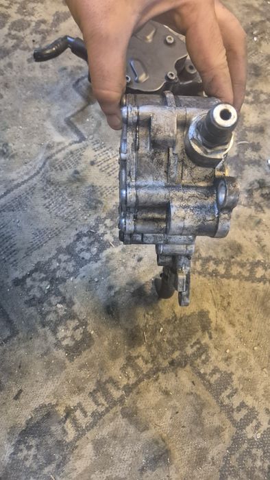 Тандем Помпа Bosch за VW,Ауди,Сеат,Шкода 1.9 ТДИ 101, 105Кс 2000-2009г