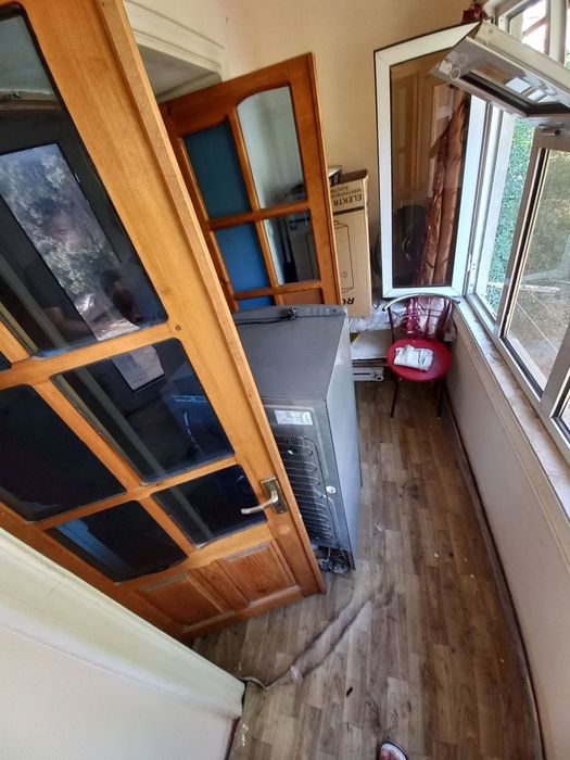 Арендага 1 хона 2 этаж Азиз бозорга якин.Агентство