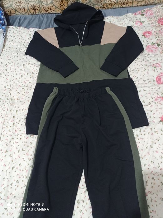 Женская спортивка