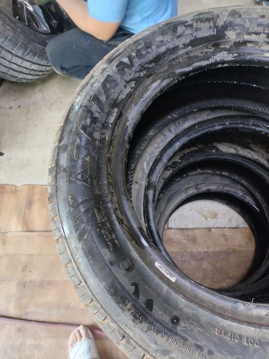 Продам шины в комплекте