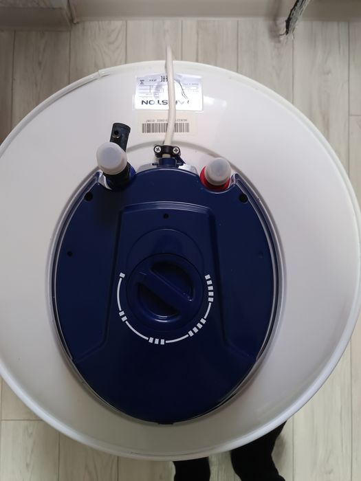 Продам водоногреватель Аристон